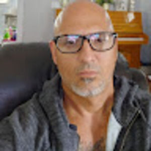 Meet your Posher, Hugo